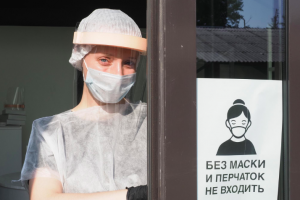«Студию маникюра Лены Лениной» могут закрыть на 90 дней за нарушение антиковидных мер. Фото: Антон Гердо, «Вечерняя Москва»